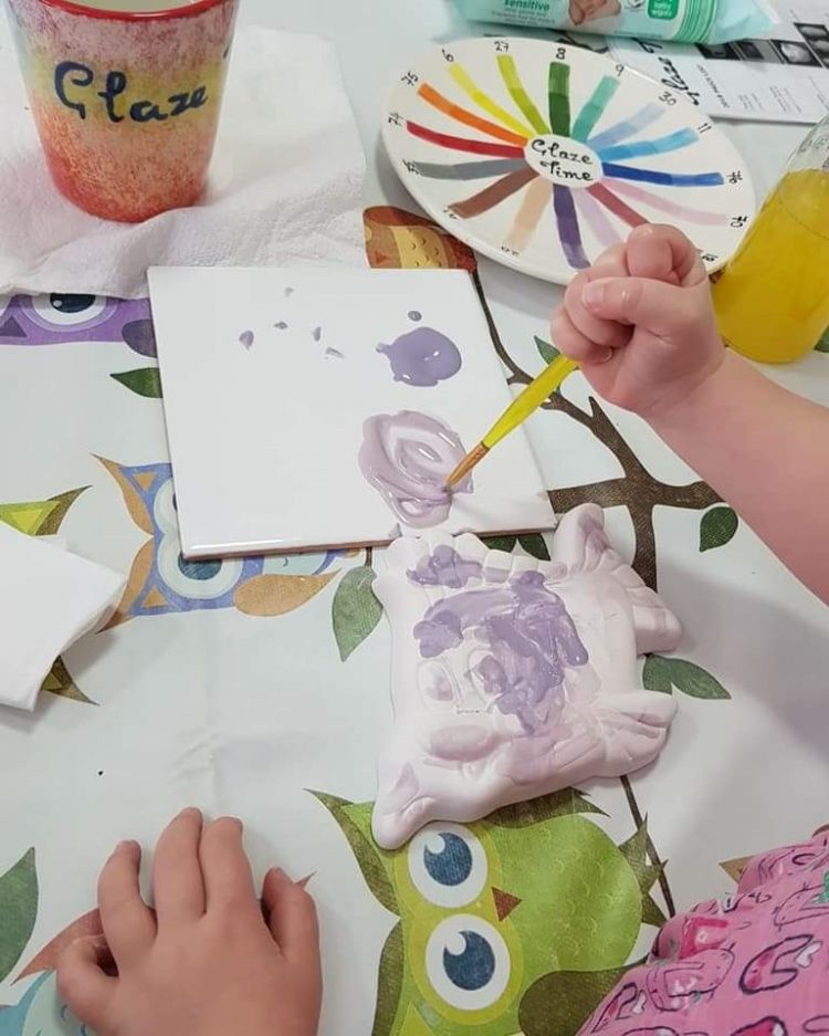Pottery painting with Glaze Time at Bennett's Parent